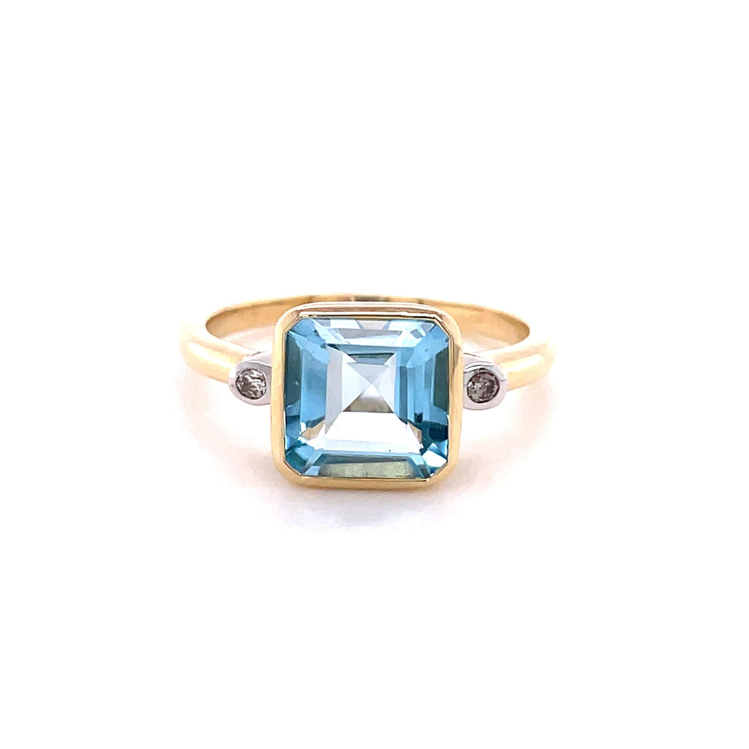 9ct Gold Topaz and Diamond Ring