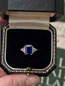 Secondhand Sapphire and Diamond Ring