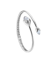 Load image into Gallery viewer, Fei Liu Magnolia Bangle - Grey
