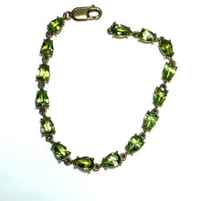 Load image into Gallery viewer, Secondhand 9ct Gold Peridot Bracelet
