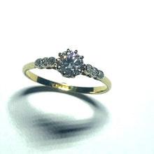 Load image into Gallery viewer, Secondhand Diamond Ring
