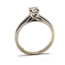 Load image into Gallery viewer, Secondhand Diamond Solitaire Ring
