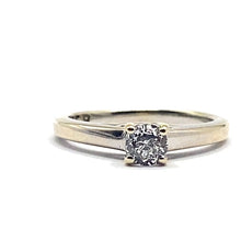 Load image into Gallery viewer, Secondhand Diamond Solitaire Ring
