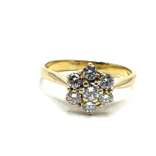 Load image into Gallery viewer, Secondhand 18ct Gold Diamond Daisy Ring

