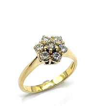 Load image into Gallery viewer, Secondhand 18ct Gold Diamond Daisy Ring
