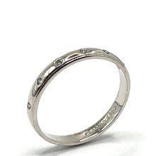Load image into Gallery viewer, Secondhand 18ct White Gold Diamond Ring
