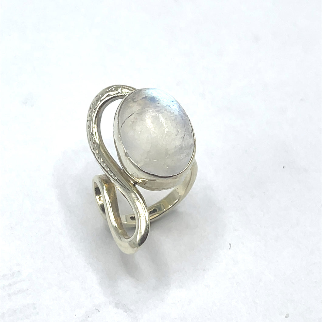 Secondhand 9ct White Gold Moonstone Ring