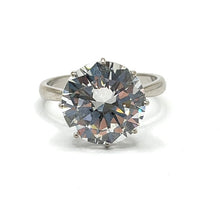 Load image into Gallery viewer, Secondhand 18ct White Gold Cubic Zirconia Ring
