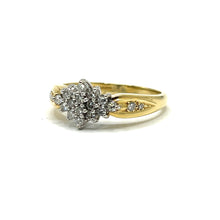 Load image into Gallery viewer, Secondhand 18ct Gold Diamond Cluster Ring
