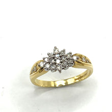 Load image into Gallery viewer, Secondhand 18ct Gold Diamond Cluster Ring
