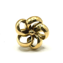 Load image into Gallery viewer, Secondhand 9ct Gold Flower Ring
