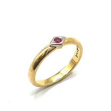 Load image into Gallery viewer, Secondhand 18ct Gold Ruby Ring
