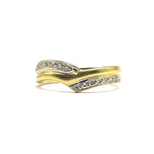 Load image into Gallery viewer, Secondhand 18ct Gold Diamond Wishbone Ring
