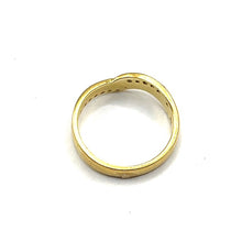 Load image into Gallery viewer, Secondhand 18ct Gold Diamond Wishbone Ring
