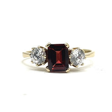 Load image into Gallery viewer, Secondhand 9ct Gold Garnet and Cubic Zirconia Ring
