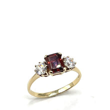 Load image into Gallery viewer, Secondhand 9ct Gold Garnet and Cubic Zirconia Ring
