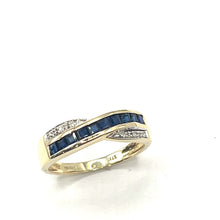 Load image into Gallery viewer, Secondhand 9ct Gold Sapphire Ring
