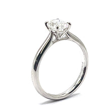 Load image into Gallery viewer, Platinum 1.00ct Oval Natural Diamond Ring
