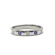 Load image into Gallery viewer, Secondhand Tanzanite and Diamond Ring
