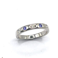 Load image into Gallery viewer, Secondhand Tanzanite and Diamond Ring
