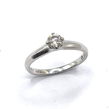 Load image into Gallery viewer, Secondhand 18ct White Gold Diamond Ring - 0.28ct
