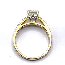 Load image into Gallery viewer, 18ct Gold Diamond Single Stone with Diamond Shoulders
