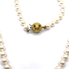Load image into Gallery viewer, Secondhand Cultured Pearl Necklace
