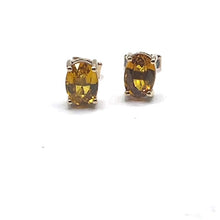 Load image into Gallery viewer, Secondhand Orange Sapphire Stud Earrings
