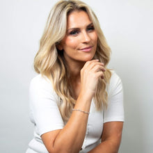 Load image into Gallery viewer, Silver Linking Hearts Bracelet
