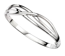Load image into Gallery viewer, Cross Over Bangle.
