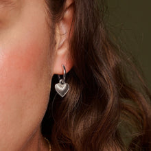 Load image into Gallery viewer, Hot Diamonds Essence Heart Huggie Earrings.
