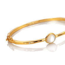 Load image into Gallery viewer, Hot Diamonds Gold Edit Calm Mother Of Pearl Bracelet
