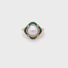 Load and play video in Gallery viewer, 9ct Gold Pearl and Emerald Ring
