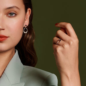 Hot Diamonds Sleek Drop Earrings