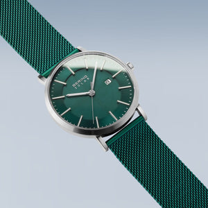 Bering Solar Watch - Green