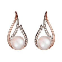 Load image into Gallery viewer, Jersey Pearl Camrose Wave Stud Earrings
