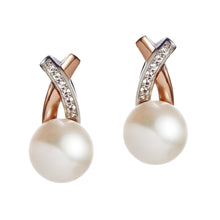 Load image into Gallery viewer, Jersey Pearl Camrose Kiss Stud Earrings
