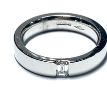 Load image into Gallery viewer, 18ct White Gold Chunky Band with Baguette Cut Diamond
