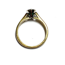 Load image into Gallery viewer, Secondhand 18ct Gold Emerald Solitaire Ring
