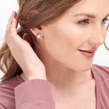 Load image into Gallery viewer, Jersey Pearl Camrose Swirl Stud Earrings
