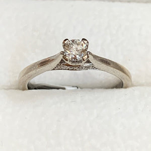 Secondhand 18ct White Gold Diamond Solitaire Ring