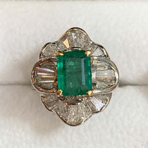 Secondhand 14ct White gold Emerald and Diamond Dress Ring