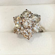 Load image into Gallery viewer, Secondhand 18ct White Gold Diamond Daisy Cluster Ring - 4.5ct
