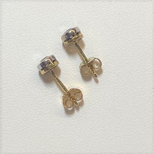 Load image into Gallery viewer, Secondhand Diamond Stud Earrings - 0.50ct
