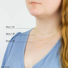 Load image into Gallery viewer, 9ct Gold Simplistic Garnet Birthstone Pendant
