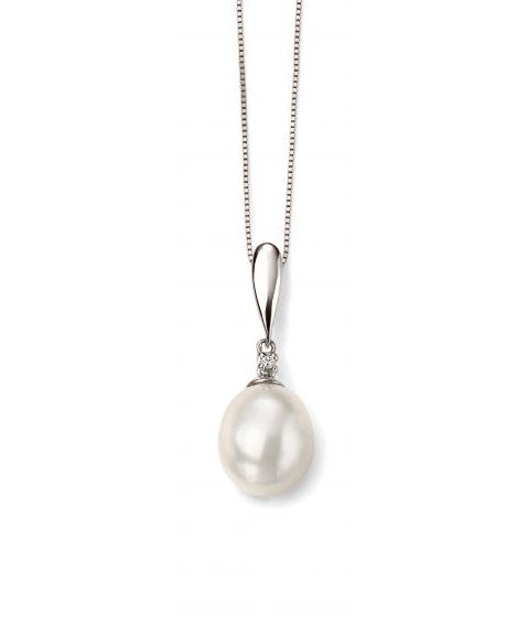 9ct White Gold Pearl & Diamond Drop Pendant