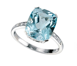 9ct White Gold Blue Topaz & Diamond Dress Ring