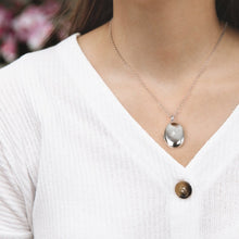 Load image into Gallery viewer, Hot Diamonds Confident Oval Locket
